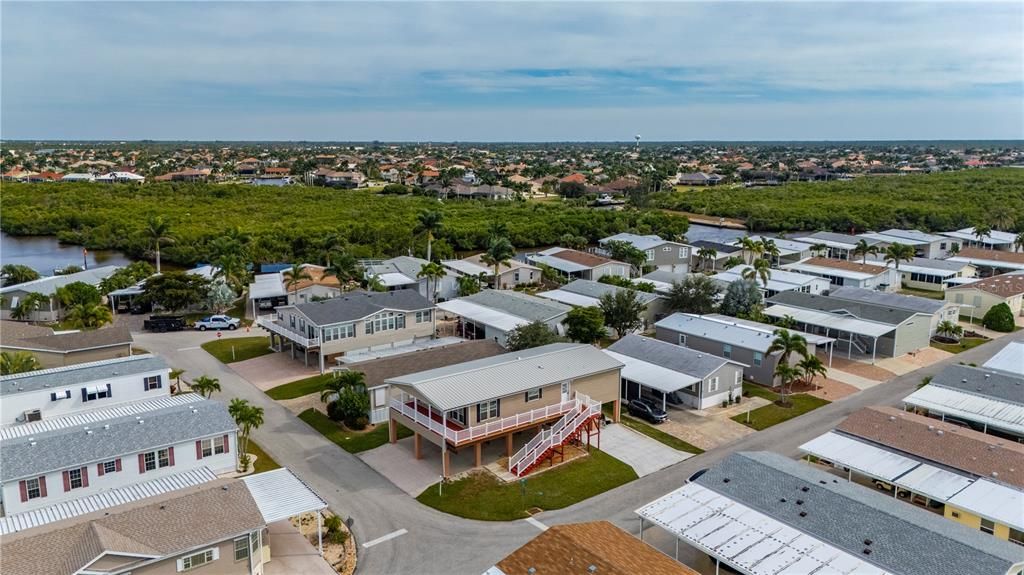 For Sale: $322,500 (2 beds, 2 baths, 1620 Square Feet)