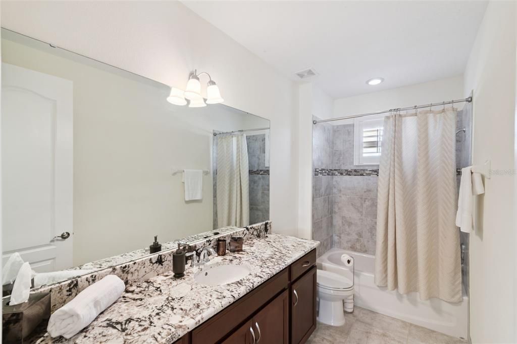Active With Contract: $525,000 (4 beds, 3 baths, 2136 Square Feet)
