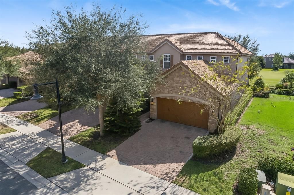 Active With Contract: $525,000 (4 beds, 3 baths, 2136 Square Feet)