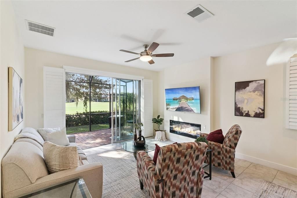 Active With Contract: $525,000 (4 beds, 3 baths, 2136 Square Feet)