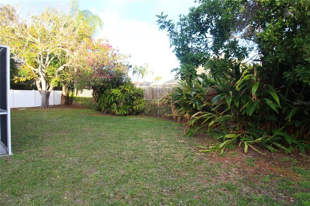 For Rent: $3,500 (3 beds, 2 baths, 1608 Square Feet)