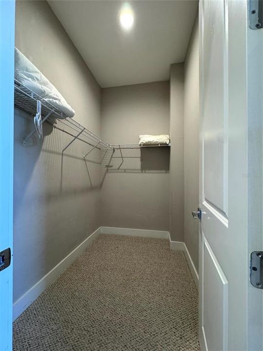 For Rent: $3,000 (6 beds, 7 baths, 2830 Square Feet)