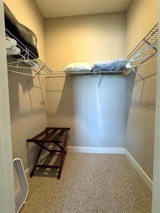 For Rent: $3,000 (6 beds, 7 baths, 2830 Square Feet)