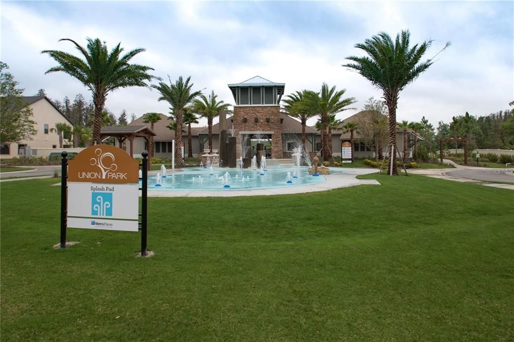 На продажу: $389,000 (3 спален, 2 ванн, 1690 Квадратных фут)