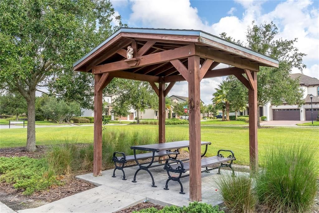 На продажу: $389,000 (3 спален, 2 ванн, 1690 Квадратных фут)