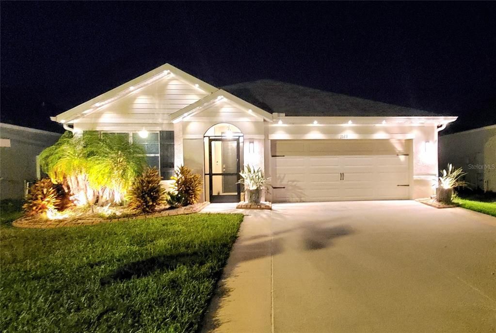 На продажу: $389,000 (3 спален, 2 ванн, 1690 Квадратных фут)