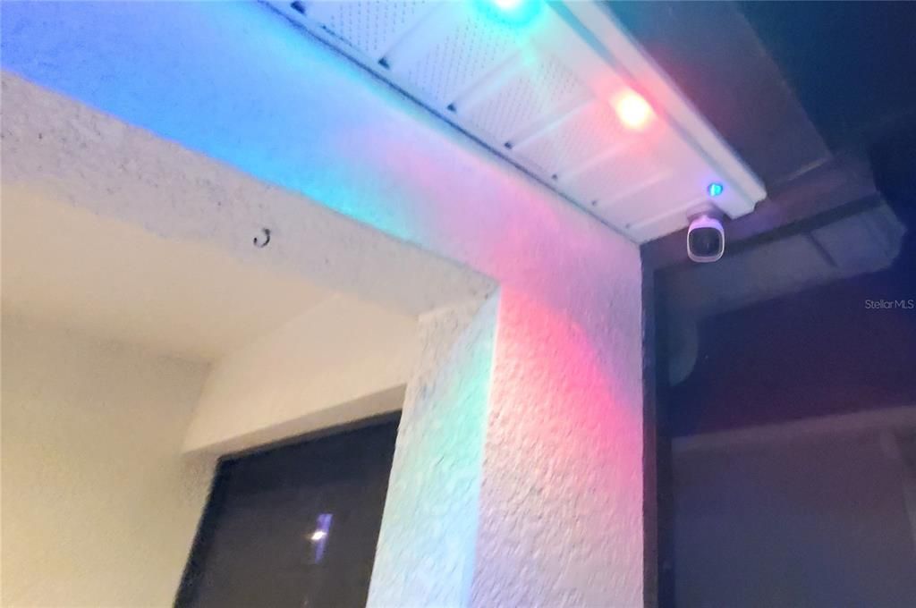 На продажу: $389,000 (3 спален, 2 ванн, 1690 Квадратных фут)