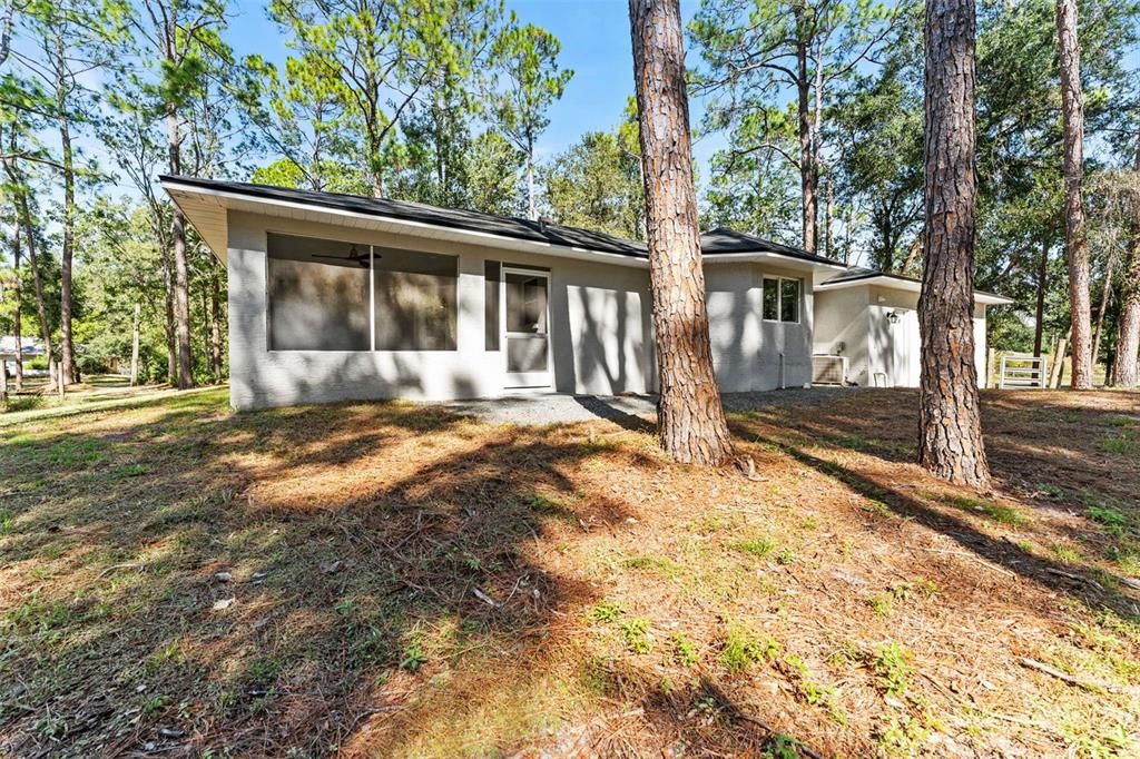 На продажу: $499,900 (3 спален, 2 ванн, 1684 Квадратных фут)