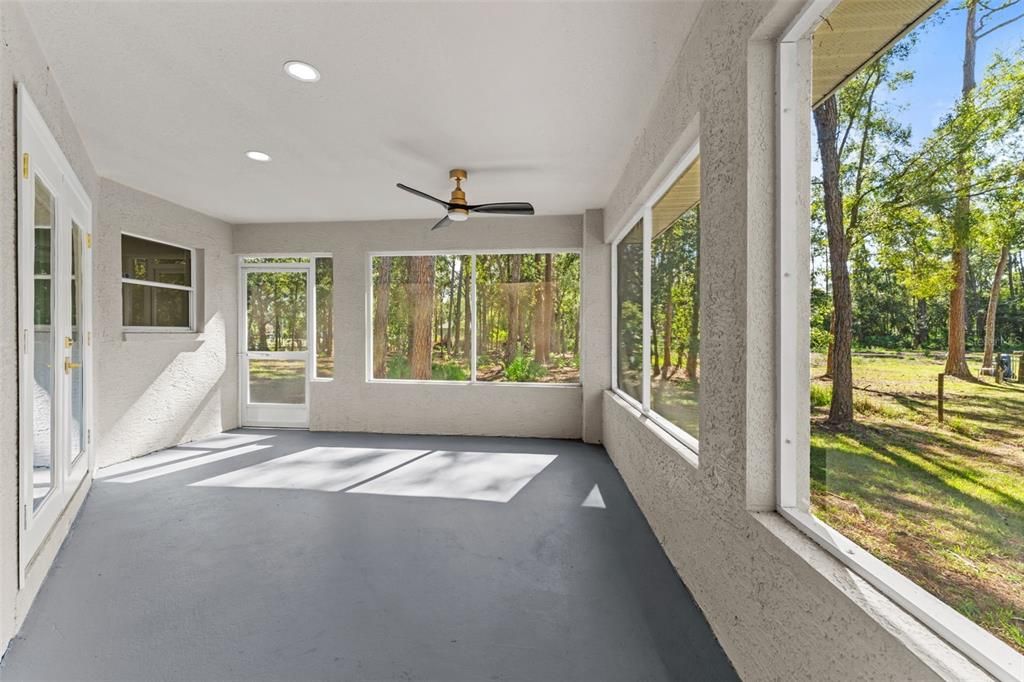 На продажу: $499,900 (3 спален, 2 ванн, 1684 Квадратных фут)