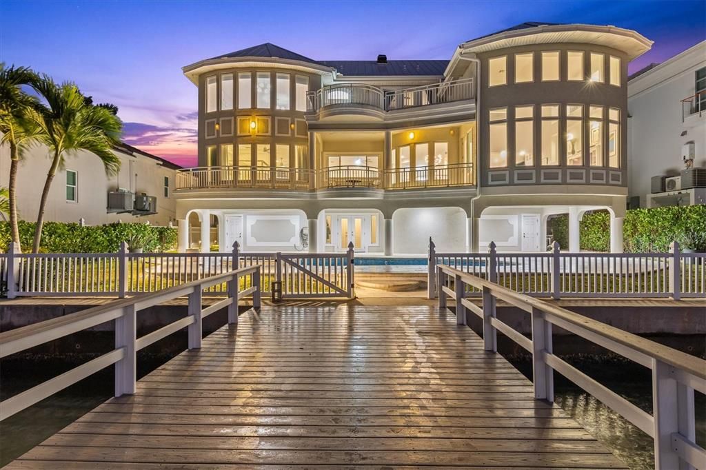 En Venta: $3,850,000 (5 camas, 3 baños, 5593 Pies cuadrados)