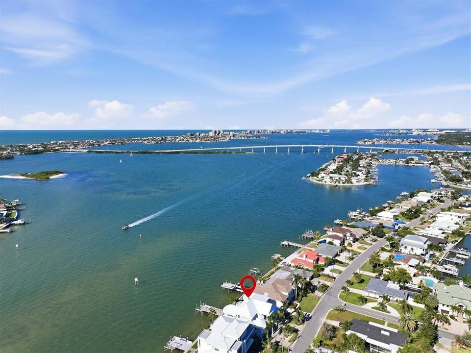 En Venta: $3,850,000 (5 camas, 3 baños, 5593 Pies cuadrados)