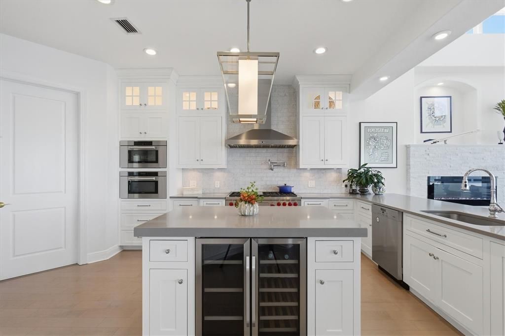 En Venta: $3,850,000 (5 camas, 3 baños, 5593 Pies cuadrados)