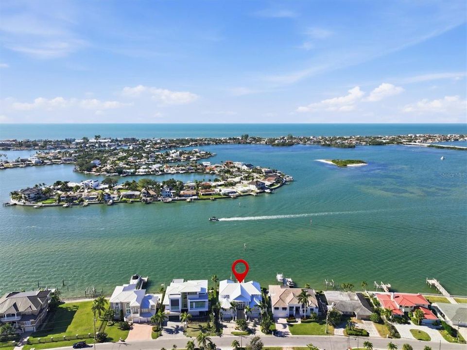 En Venta: $3,850,000 (5 camas, 3 baños, 5593 Pies cuadrados)