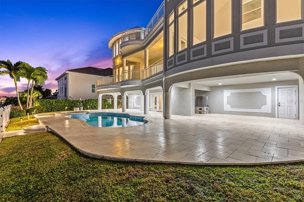 En Venta: $3,850,000 (5 camas, 3 baños, 5593 Pies cuadrados)