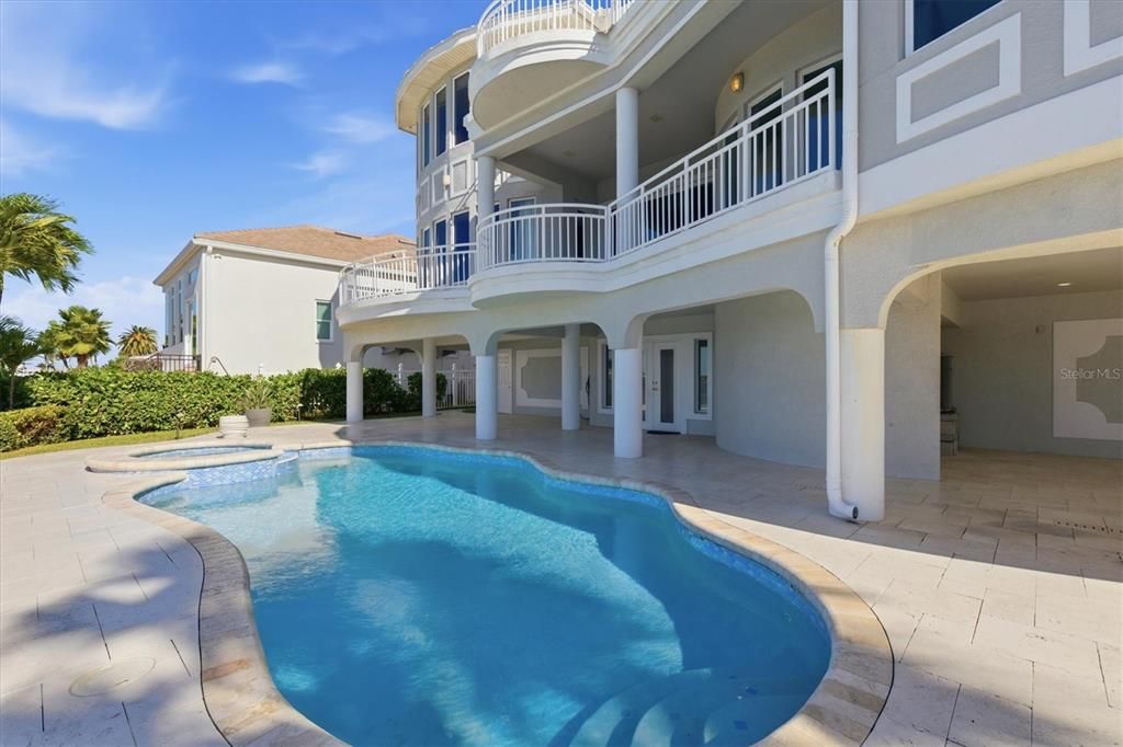 En Venta: $3,850,000 (5 camas, 3 baños, 5593 Pies cuadrados)