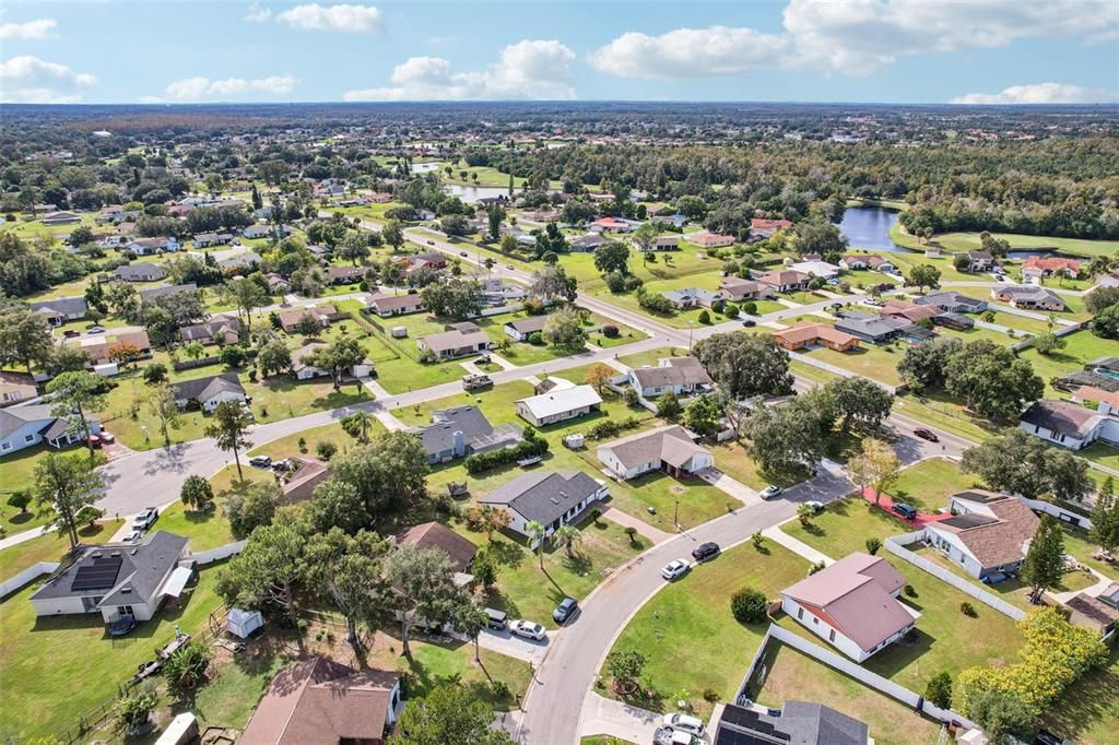 待售: $245,000 (2 贝兹, 1 浴室, 1270 平方英尺)