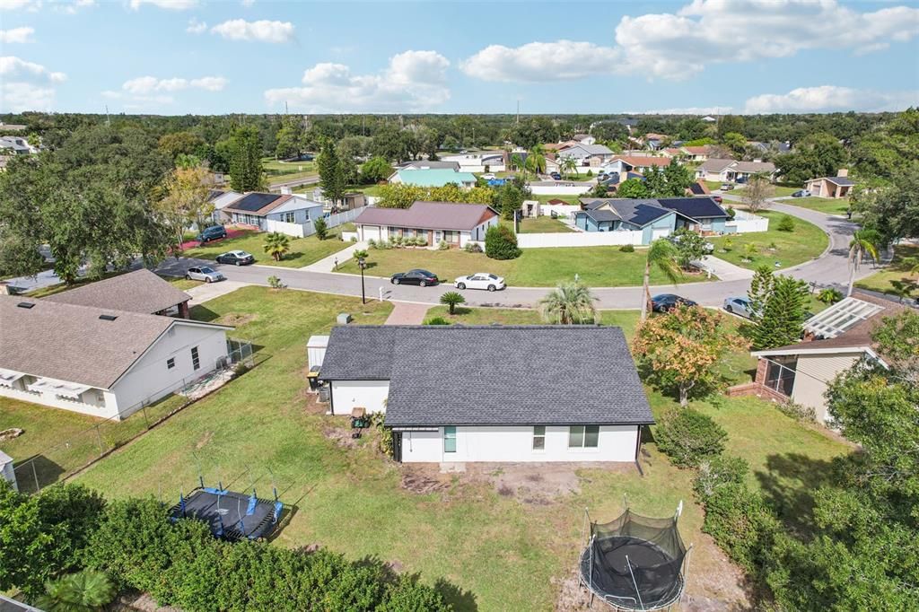 待售: $245,000 (2 贝兹, 1 浴室, 1270 平方英尺)