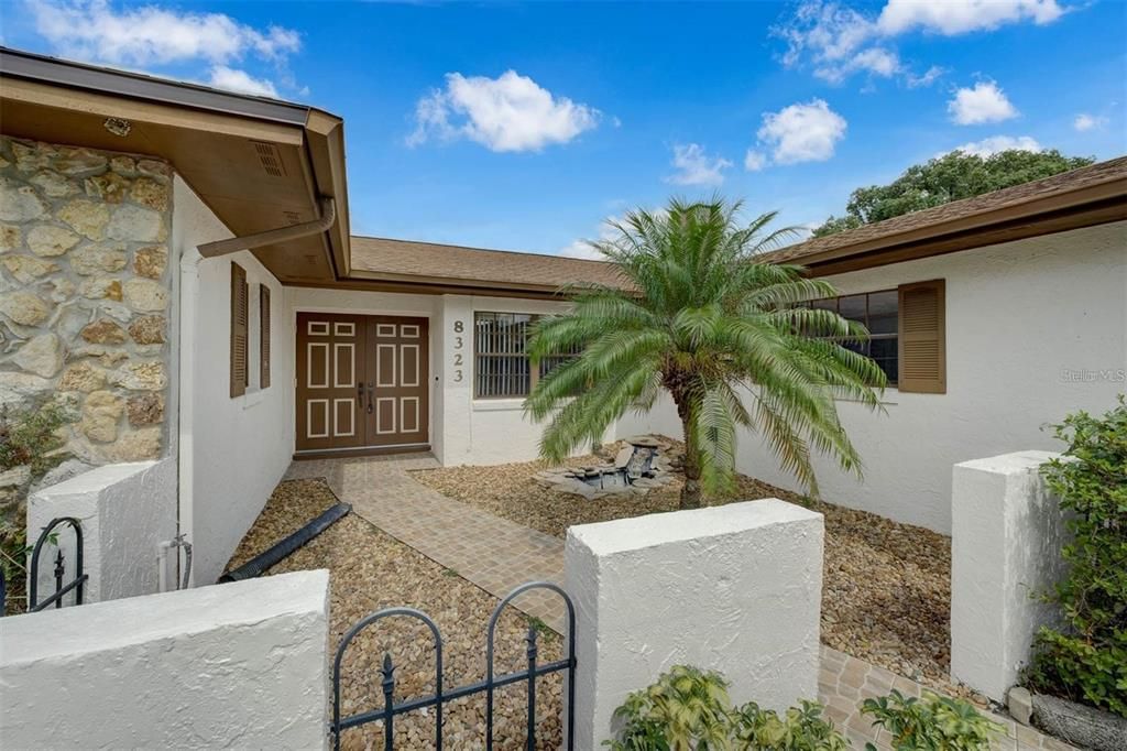 待售: $495,000 (3 贝兹, 2 浴室, 1700 平方英尺)