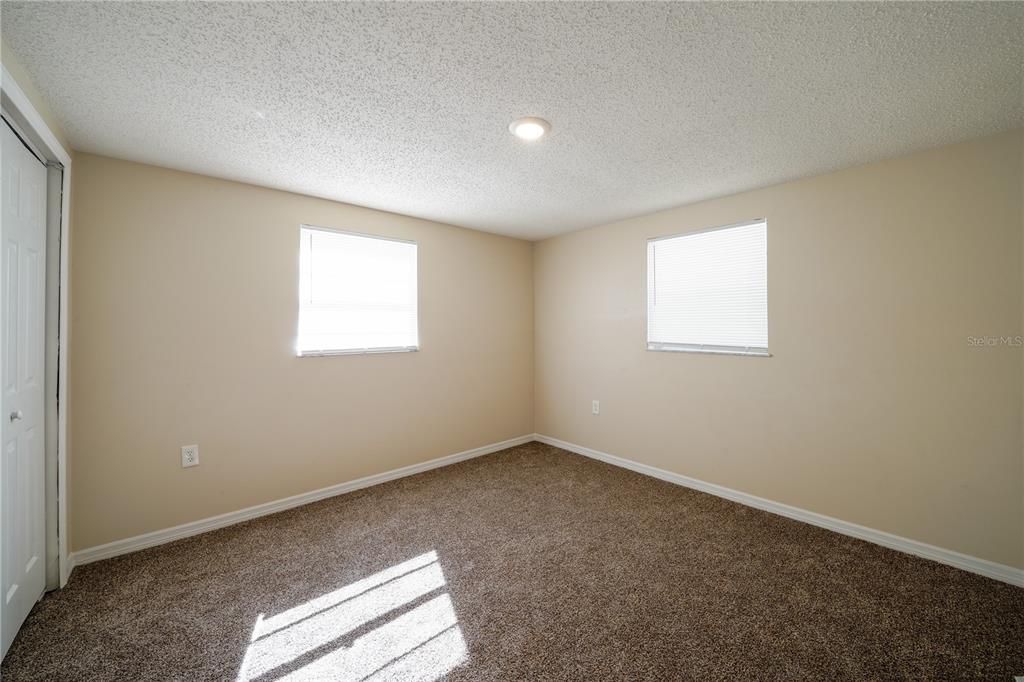 待售: $349,000 (3 贝兹, 2 浴室, 1284 平方英尺)