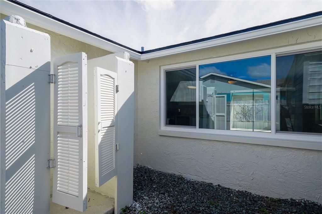 待售: $349,000 (3 贝兹, 2 浴室, 1284 平方英尺)