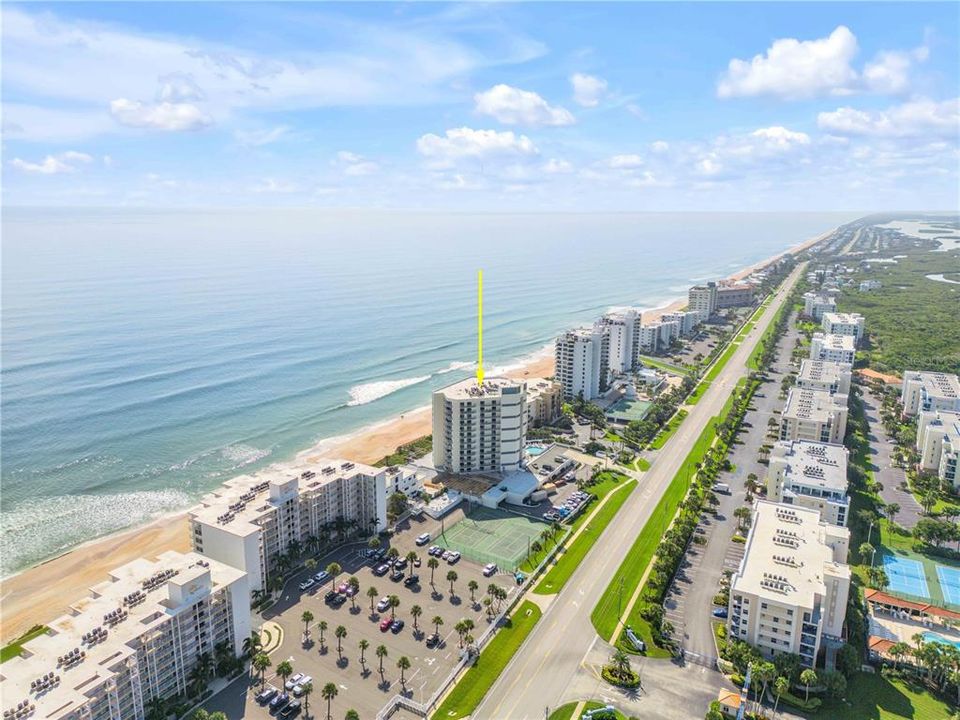 For Sale: $650,000 (2 beds, 2 baths, 1347 Square Feet)