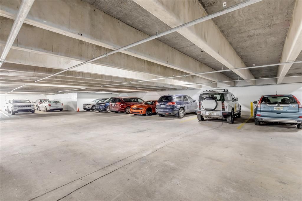 For Sale: $650,000 (2 beds, 2 baths, 1347 Square Feet)