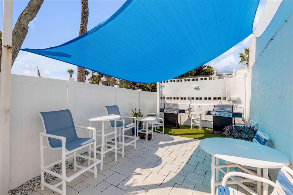 For Sale: $650,000 (2 beds, 2 baths, 1347 Square Feet)