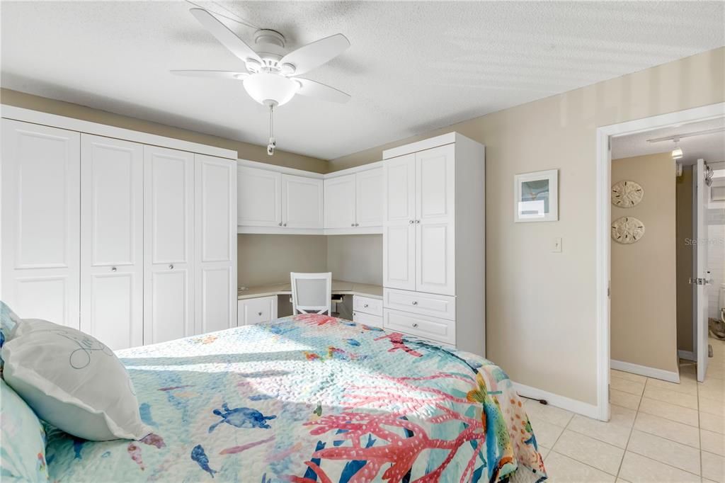 For Sale: $650,000 (2 beds, 2 baths, 1347 Square Feet)