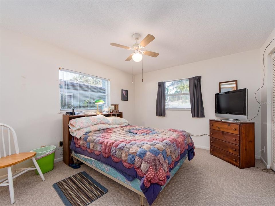 For Sale: $389,000 (3 beds, 2 baths, 1528 Square Feet)