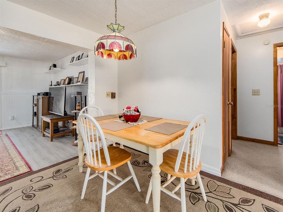 For Sale: $389,000 (3 beds, 2 baths, 1528 Square Feet)