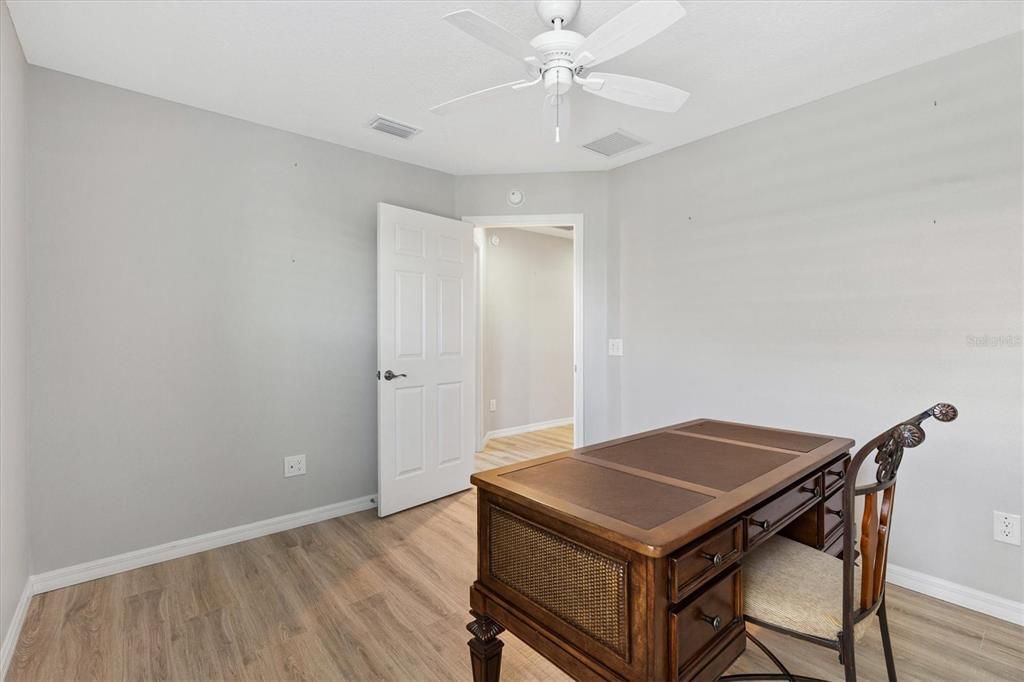 For Sale: $344,000 (3 beds, 2 baths, 1611 Square Feet)