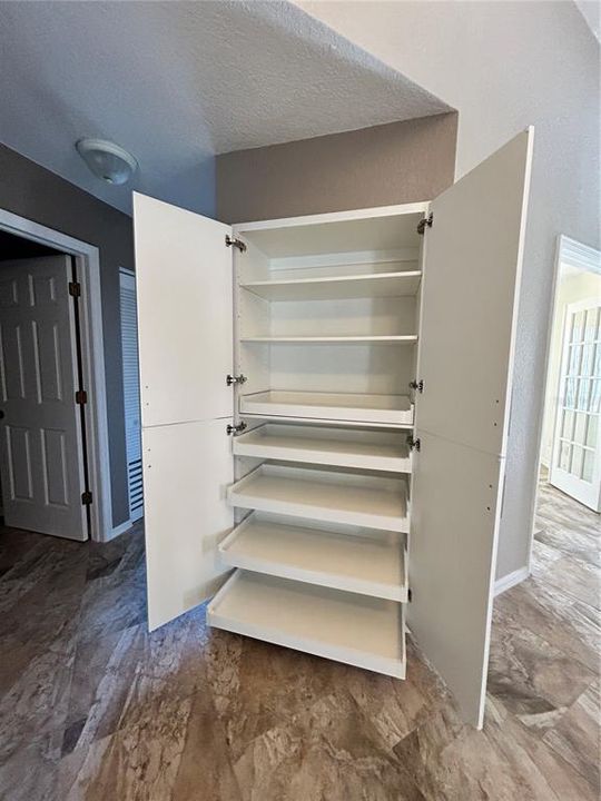 待售: $274,900 (3 贝兹, 2 浴室, 1426 平方英尺)