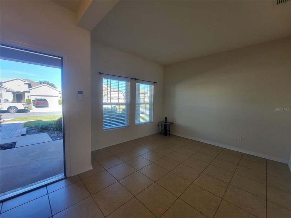 待售: $449,900 (5 贝兹, 3 浴室, 2588 平方英尺)