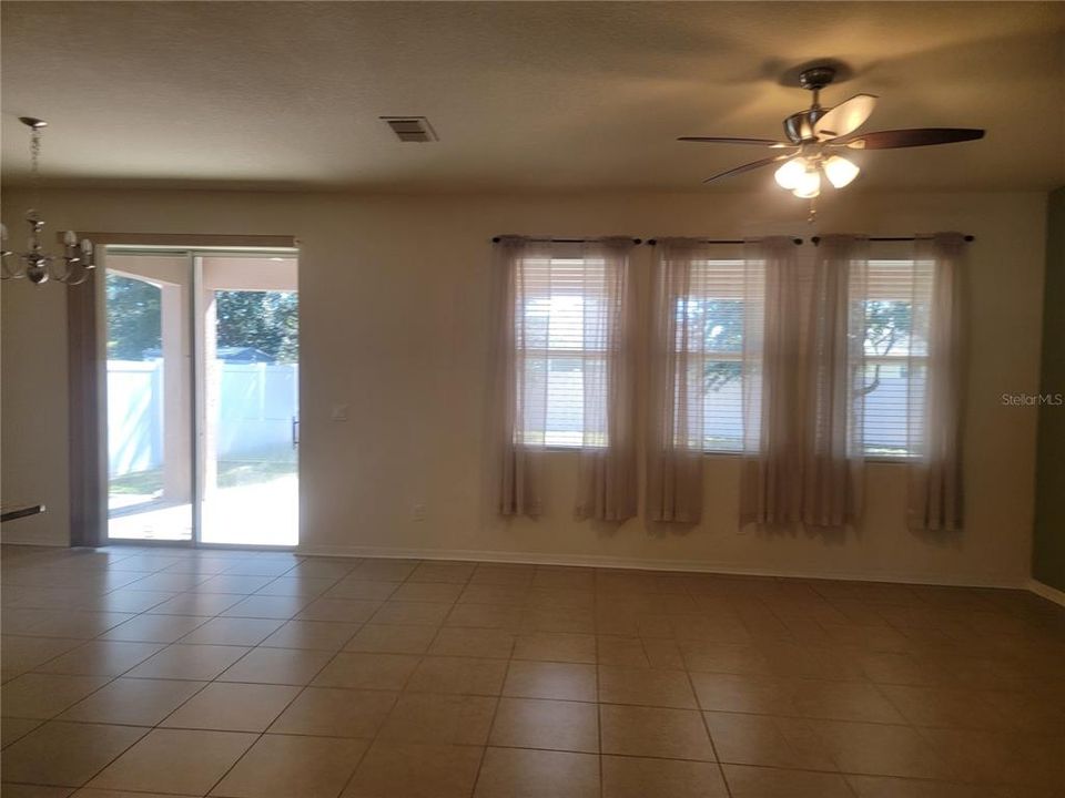 待售: $449,900 (5 贝兹, 3 浴室, 2588 平方英尺)