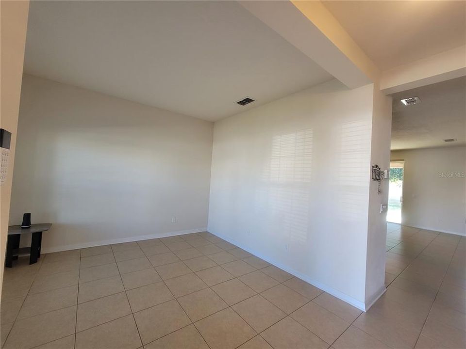 待售: $449,900 (5 贝兹, 3 浴室, 2588 平方英尺)