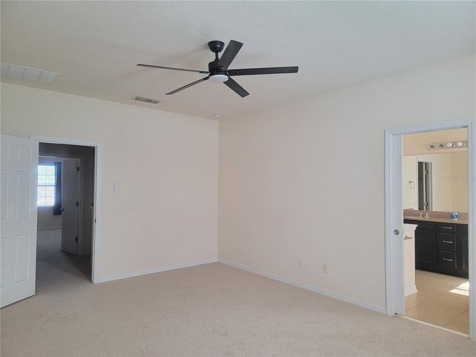 待售: $449,900 (5 贝兹, 3 浴室, 2588 平方英尺)