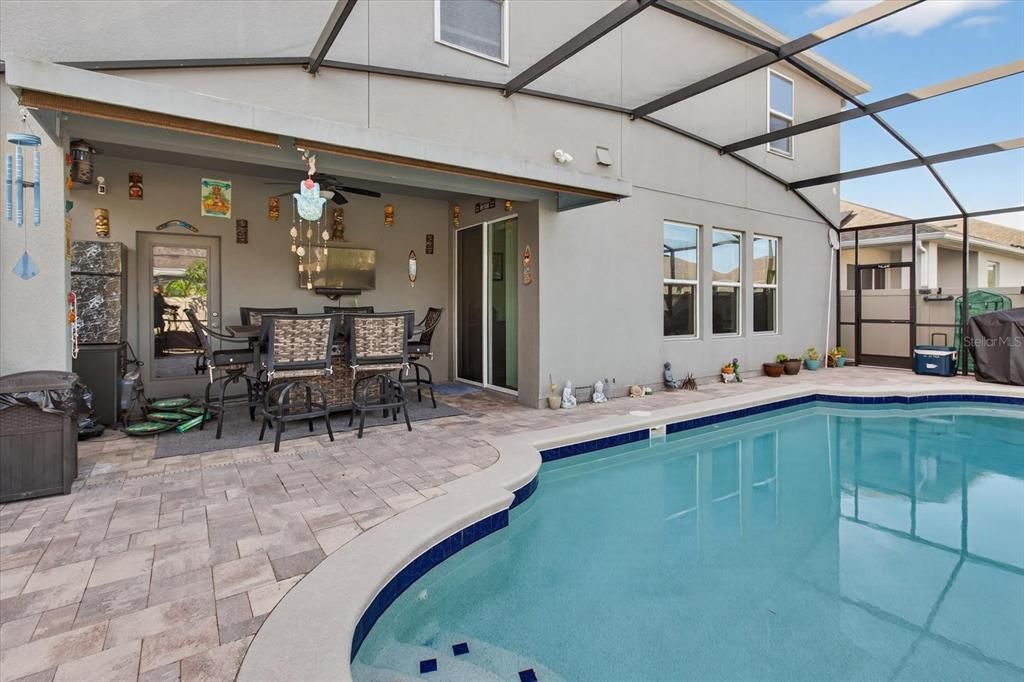 For Sale: $665,000 (5 beds, 3 baths, 3160 Square Feet)