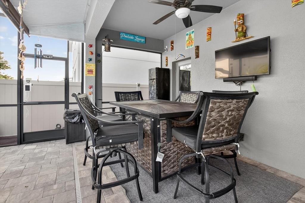 For Sale: $665,000 (5 beds, 3 baths, 3160 Square Feet)