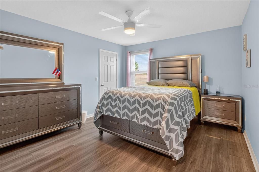 For Sale: $665,000 (5 beds, 3 baths, 3160 Square Feet)