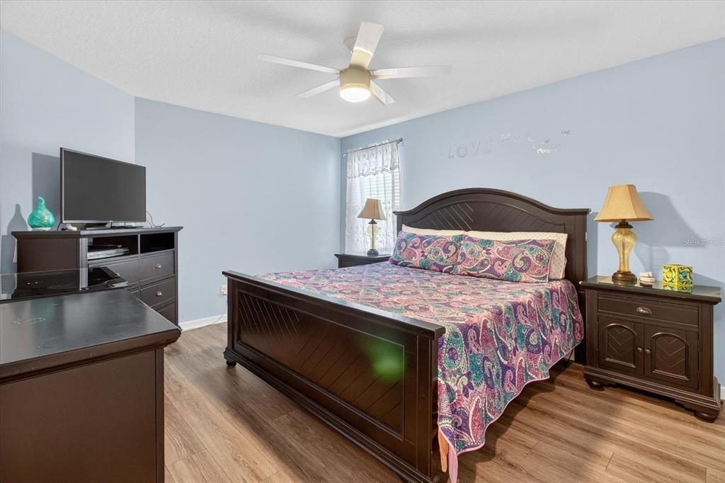 For Sale: $665,000 (5 beds, 3 baths, 3160 Square Feet)