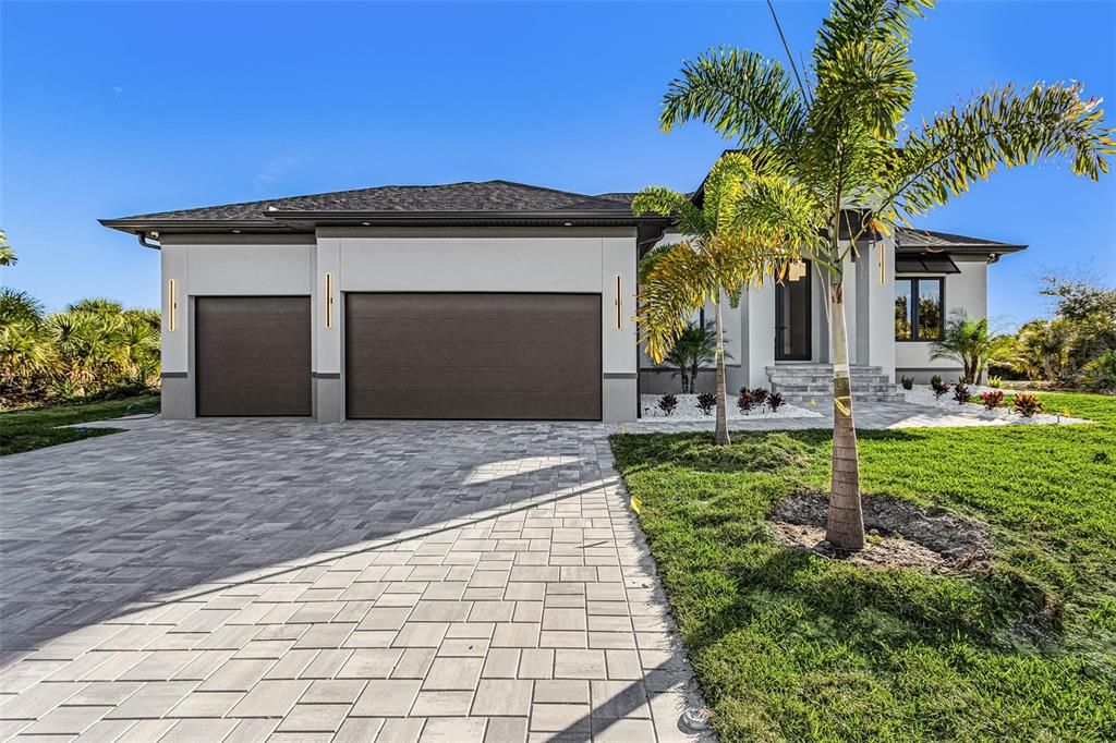 En Venta: $1,094,000 (4 camas, 3 baños, 2257 Pies cuadrados)