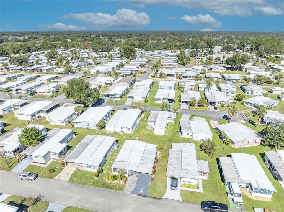 For Sale: $115,000 (2 beds, 2 baths, 864 Square Feet)