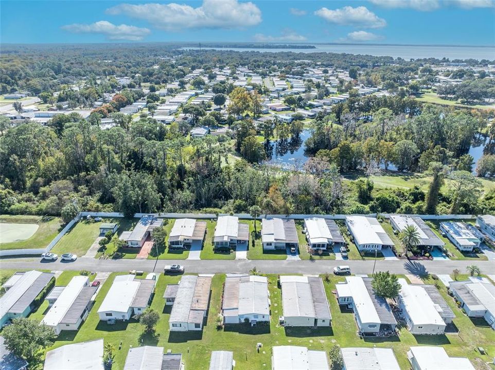 For Sale: $115,000 (2 beds, 2 baths, 864 Square Feet)