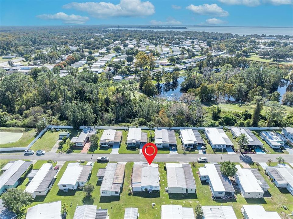 For Sale: $115,000 (2 beds, 2 baths, 864 Square Feet)