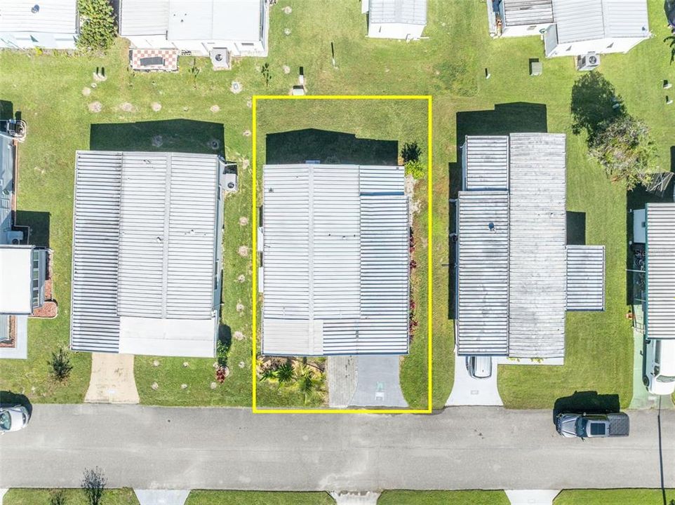 For Sale: $115,000 (2 beds, 2 baths, 864 Square Feet)