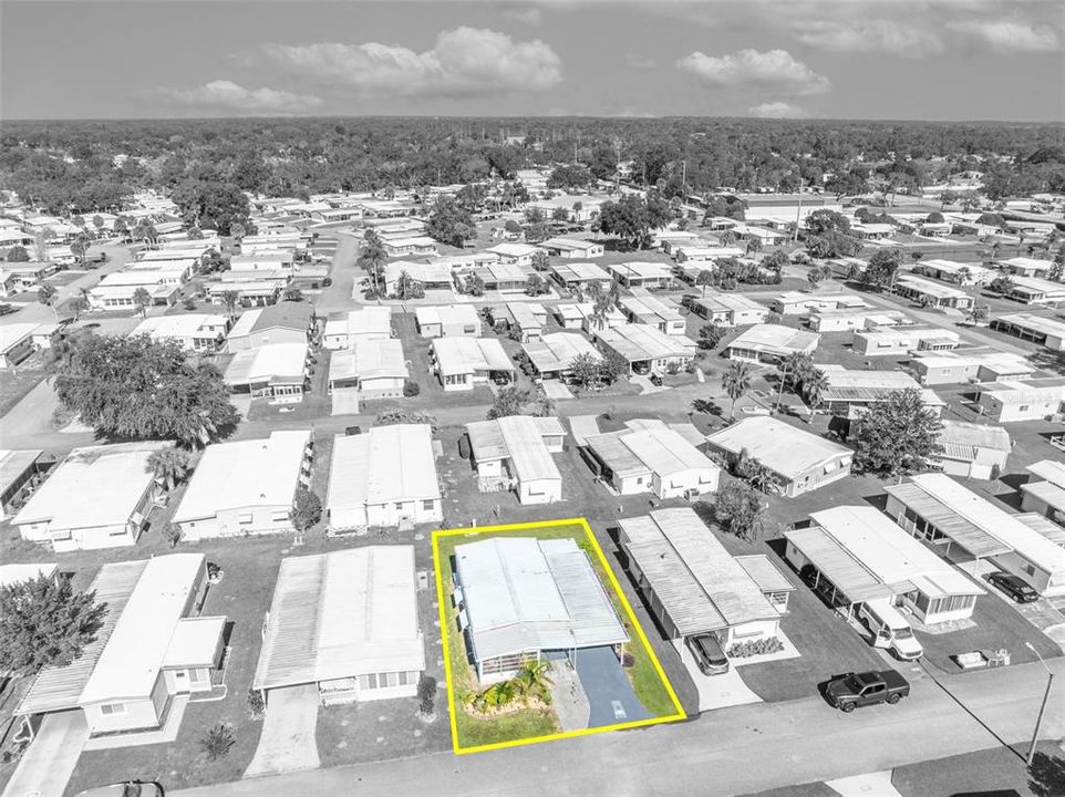 For Sale: $115,000 (2 beds, 2 baths, 864 Square Feet)