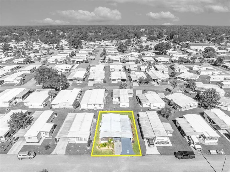 For Sale: $115,000 (2 beds, 2 baths, 864 Square Feet)