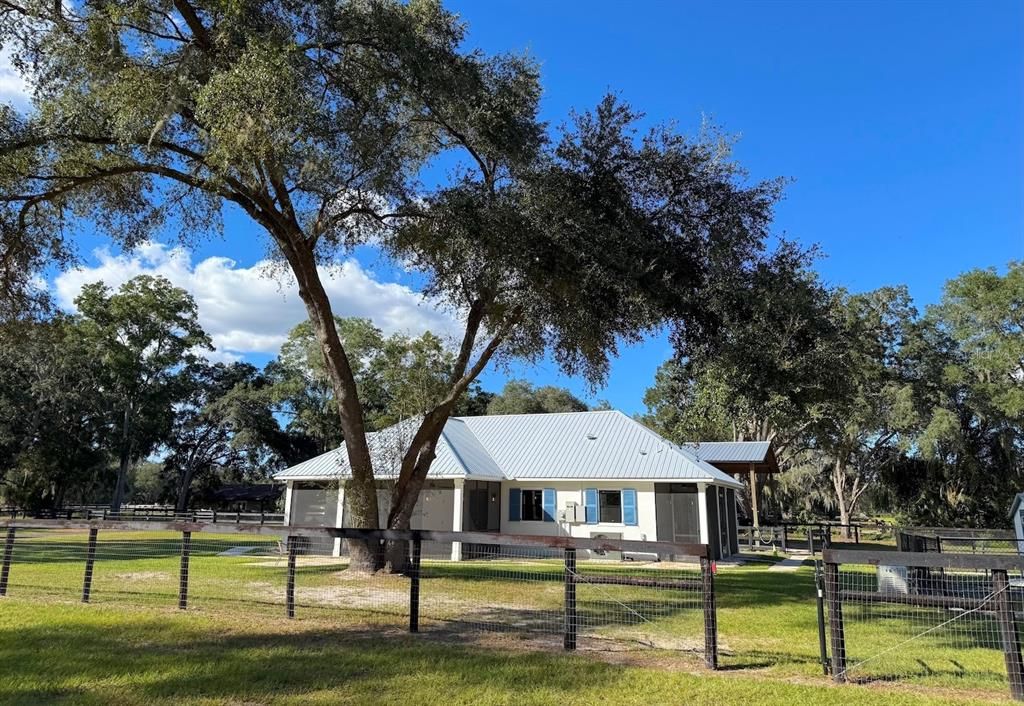 待售: $1,545,000 (2 贝兹, 2 浴室, 2126 平方英尺)