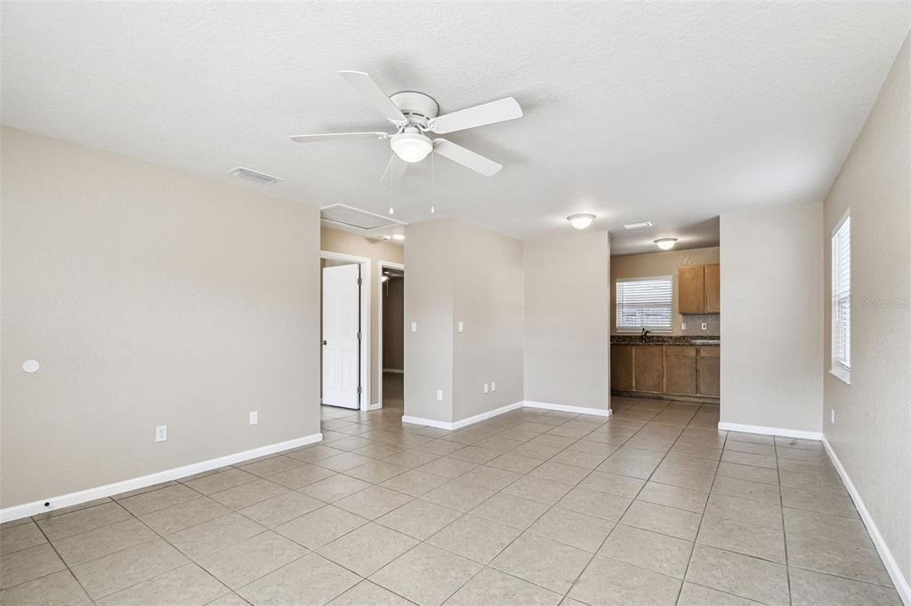 Activo con contrato: $759,000 (4 camas, 0 baños, 1624 Pies cuadrados)