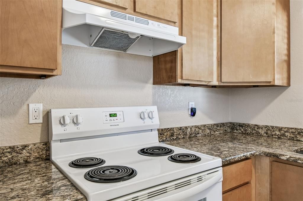 Activo con contrato: $759,000 (4 camas, 0 baños, 1624 Pies cuadrados)